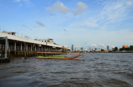 Tajlandia, Bangkok, łódka na rzece Chao Phraya