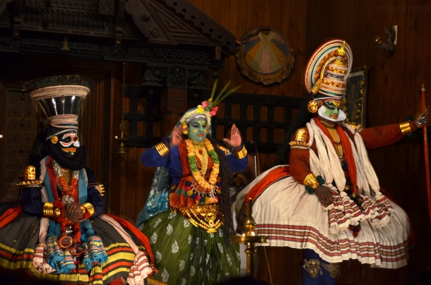 Indie, Kerala, Kochi (Koczin), Kerala Kathakali Centre, pokaz Kathakali